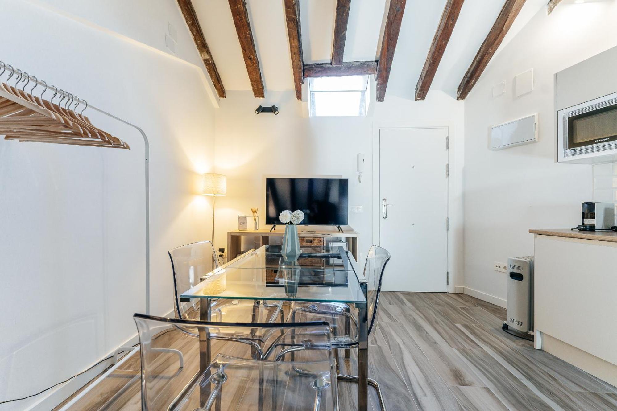 Yoomi Homes Plaza Mayor Madrid Exterior photo